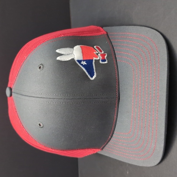 Richardson Style 112,Red/Gray Mesh, Armadillo Patch,Snapback Trucker Hat. - Picture 2 of 8